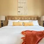 Chic 2Br In Irish Channel By Sonder